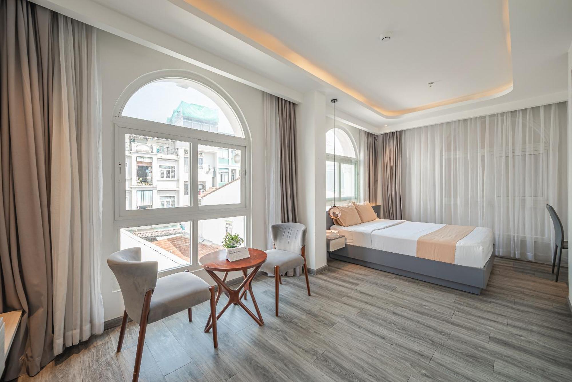 Cozrum Lux - Sonata Imperial Aparthotel Ho Chi Minh City