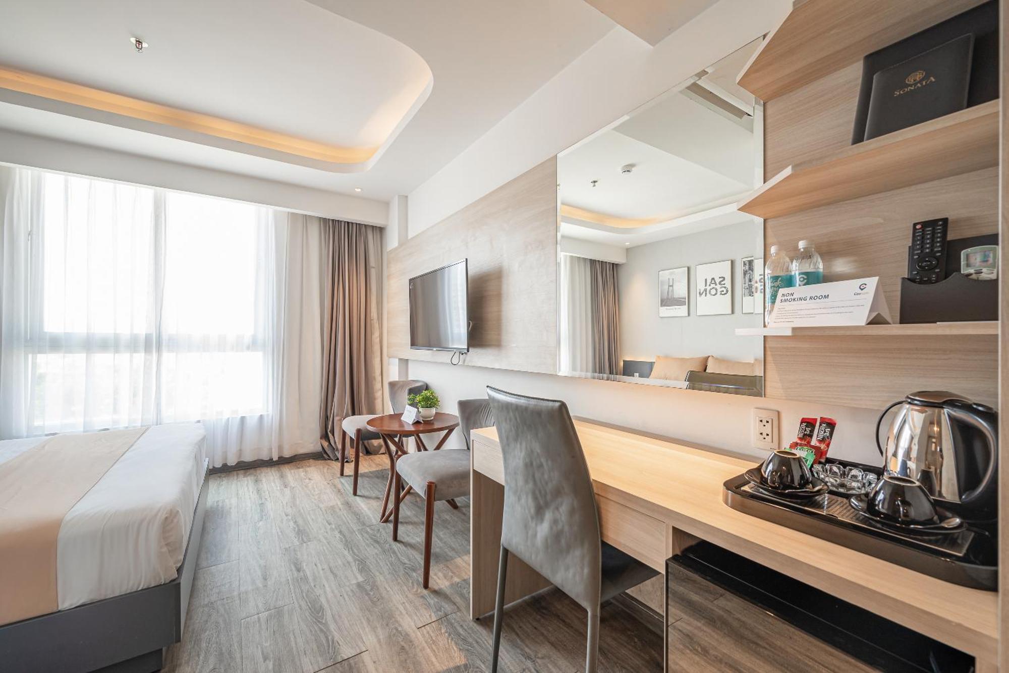 Cozrum Lux - Sonata Imperial Aparthotel Ho Chi Minh City