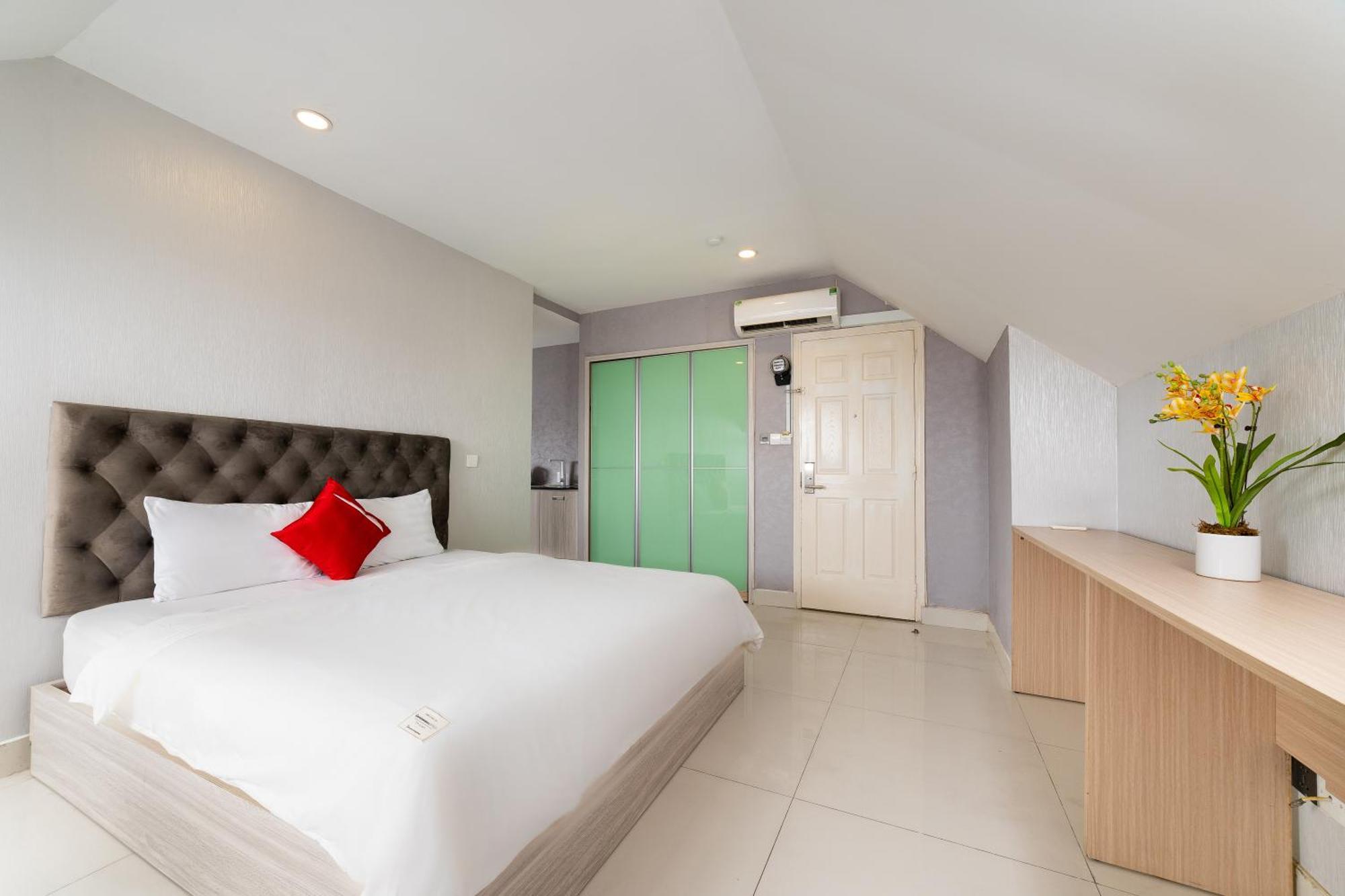Dancentre Luxury Near Secc Formerly Sunshine Garden Apartment *