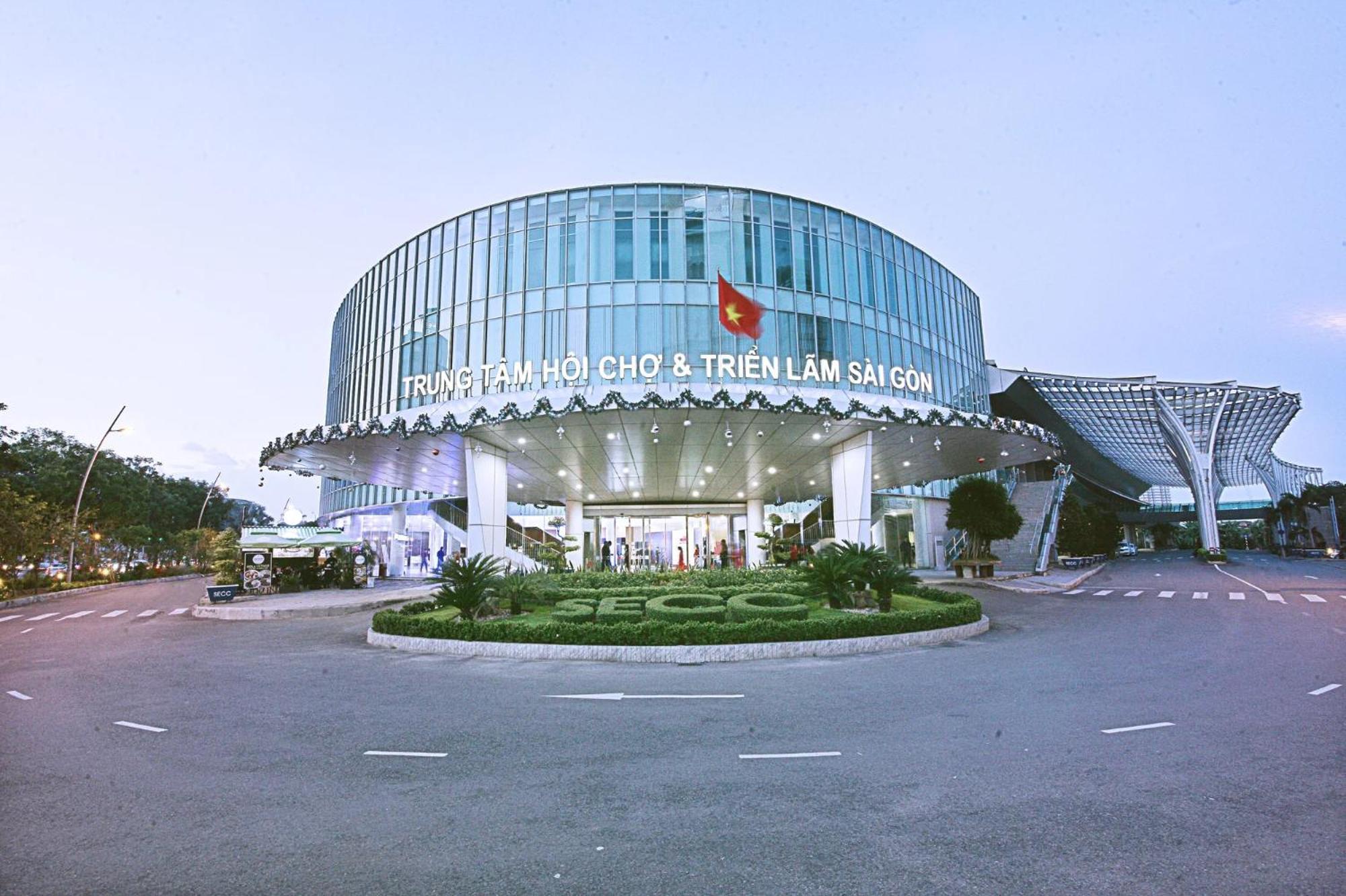 Dancentre Luxury Near Secc Formerly Sunshine Garden * Ho Chi Minh City