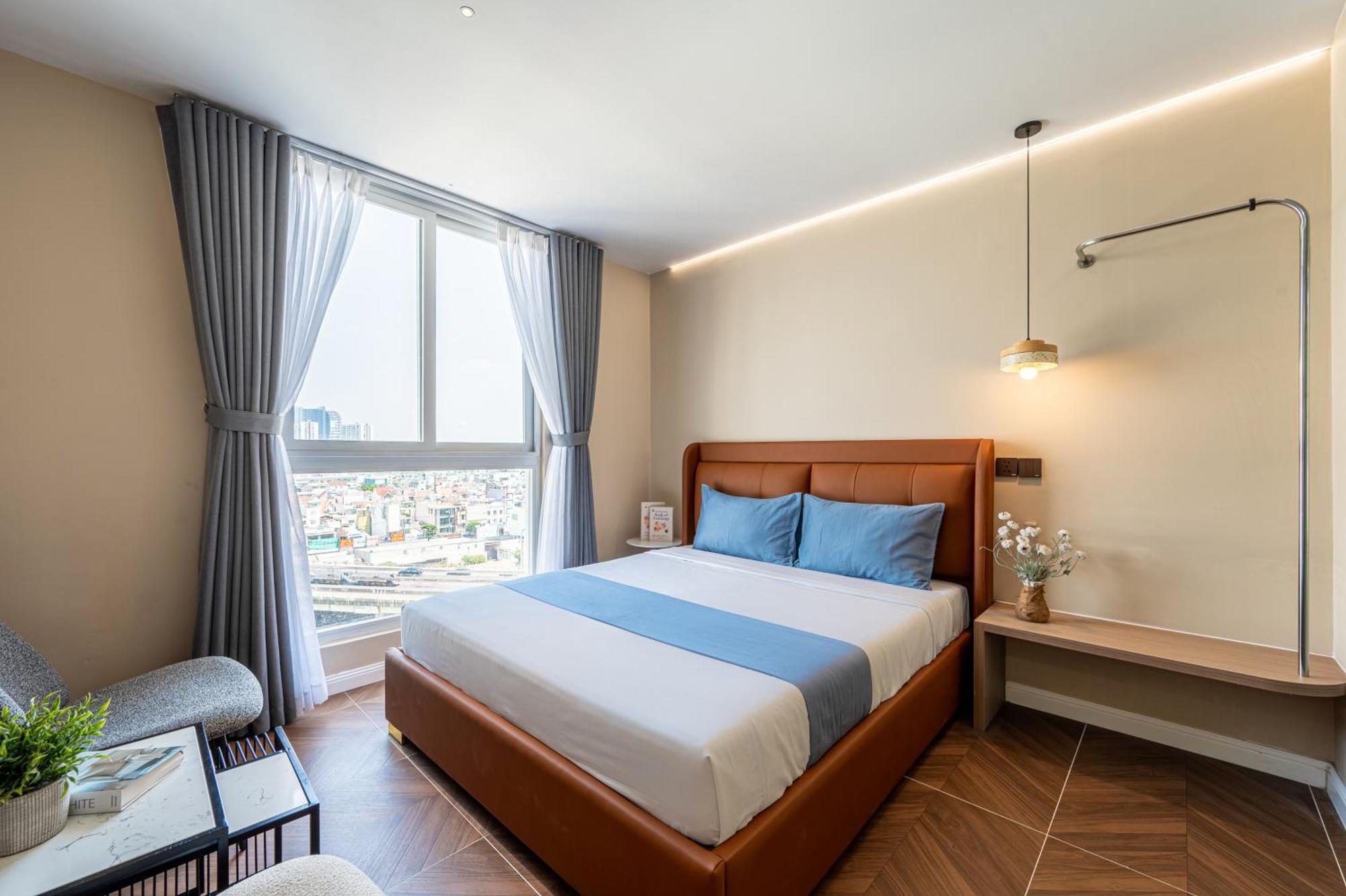 Cozrum Lux - Sonata Imperial * Ho Chi Minh City