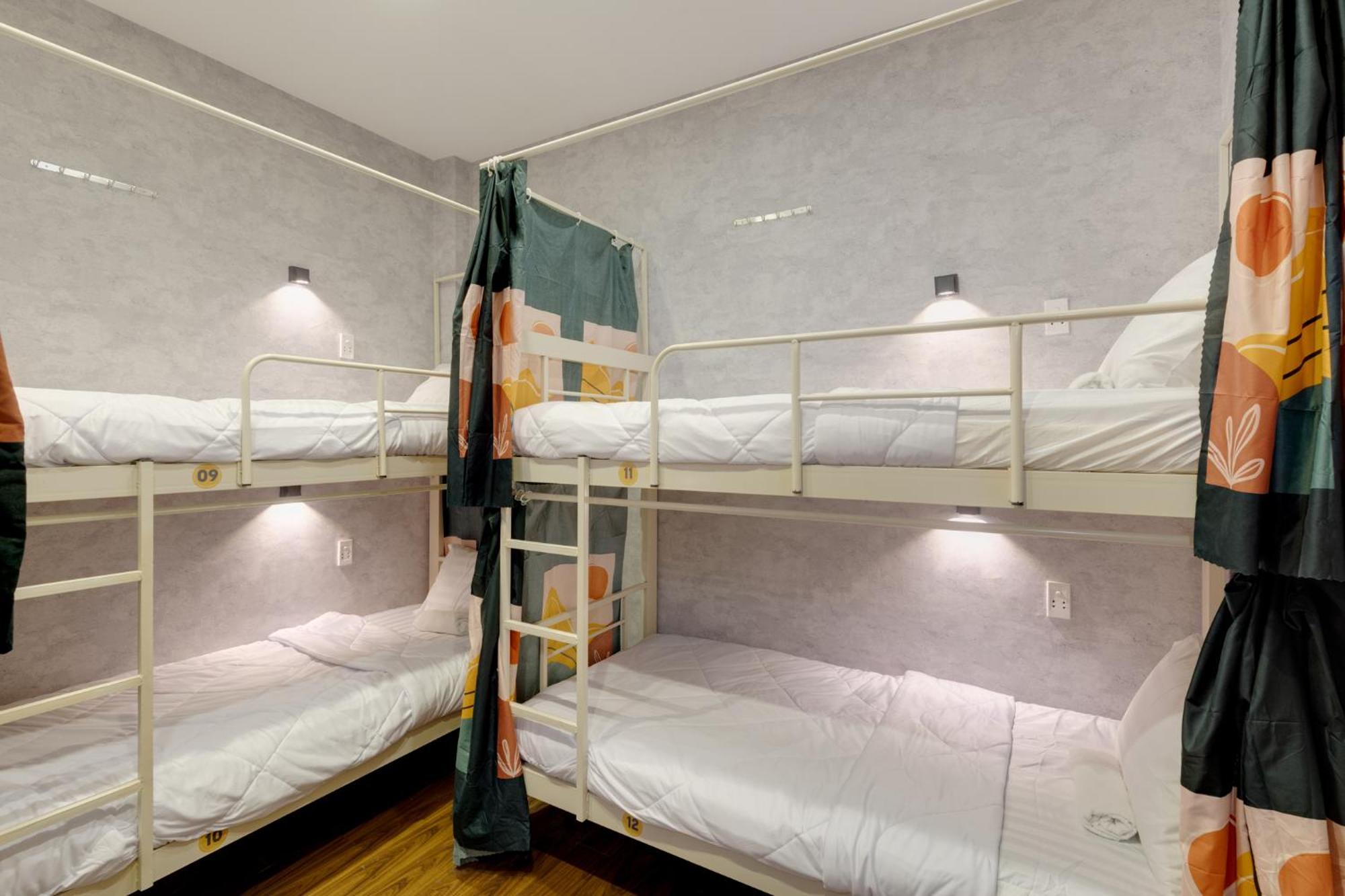 Saigon Authentic Alley Hostel - Signature Walking Neighborhood & City Tour, Cooking Class, Fresh Breakfast, Gym & Rooftop Billiard *