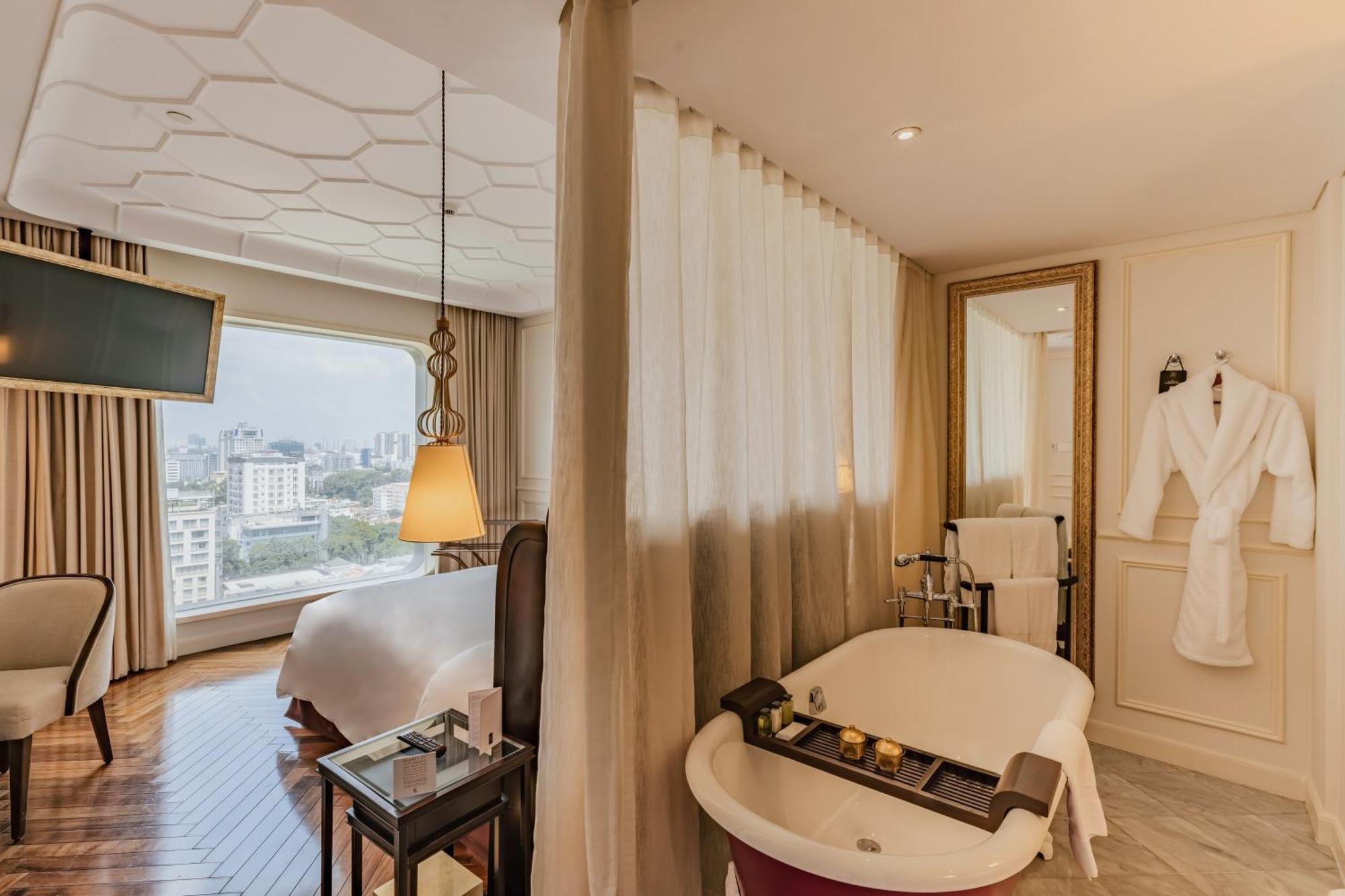 Des Arts Saigon Mgallery Collection Hotel