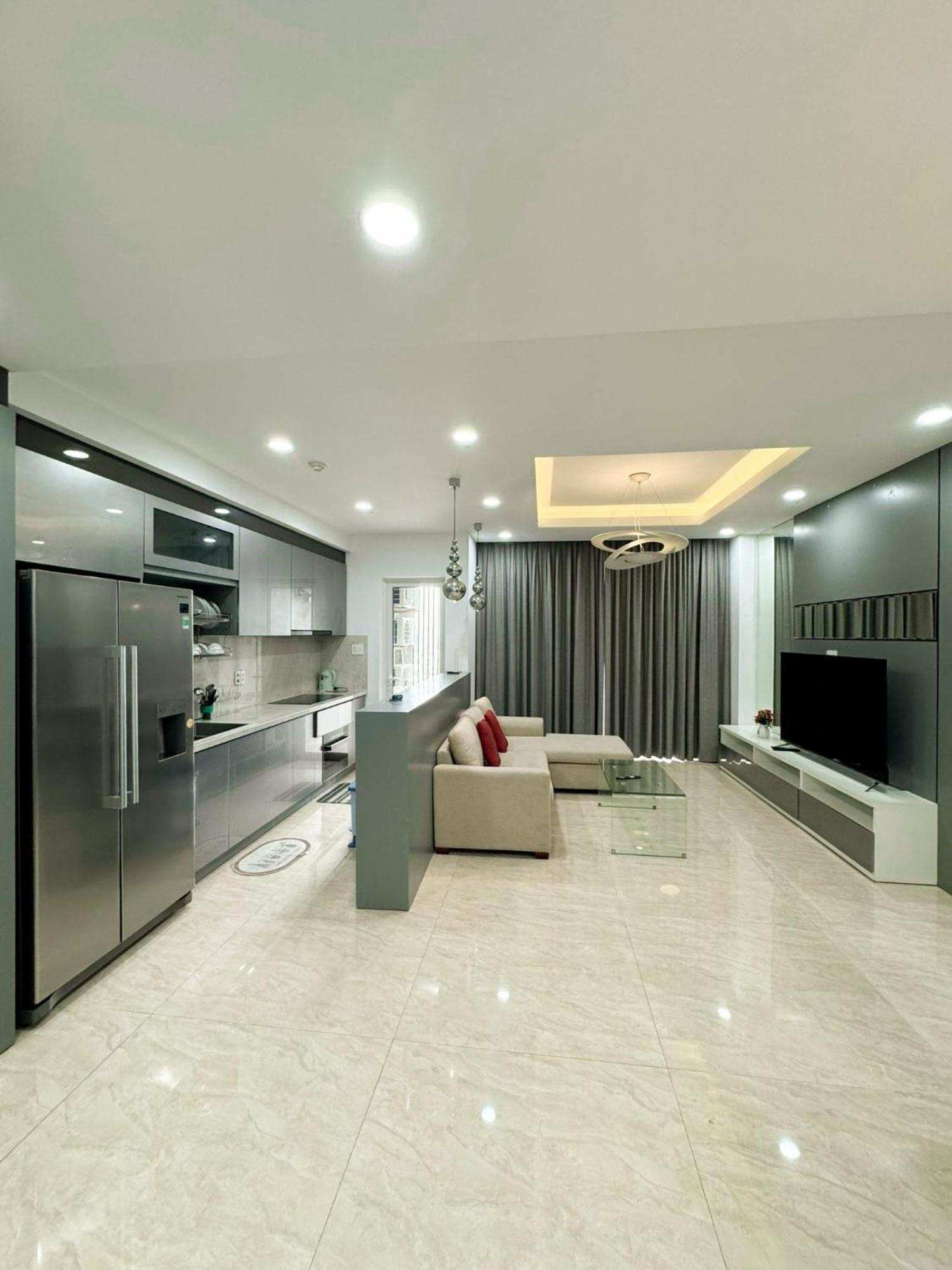 Căn hộ Cityview - Sunrise Quan 7 *