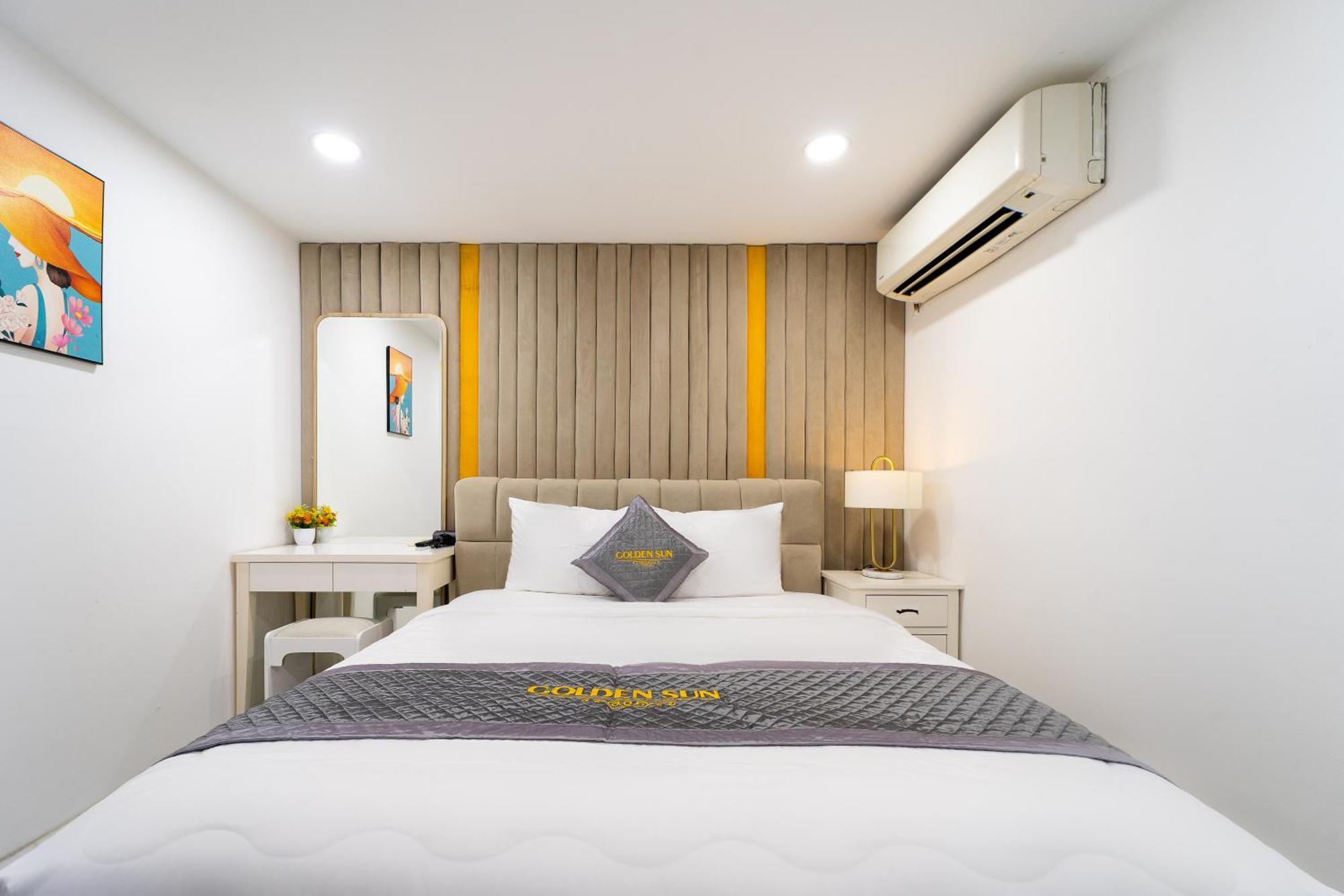Golden Sun 3 Apartment
