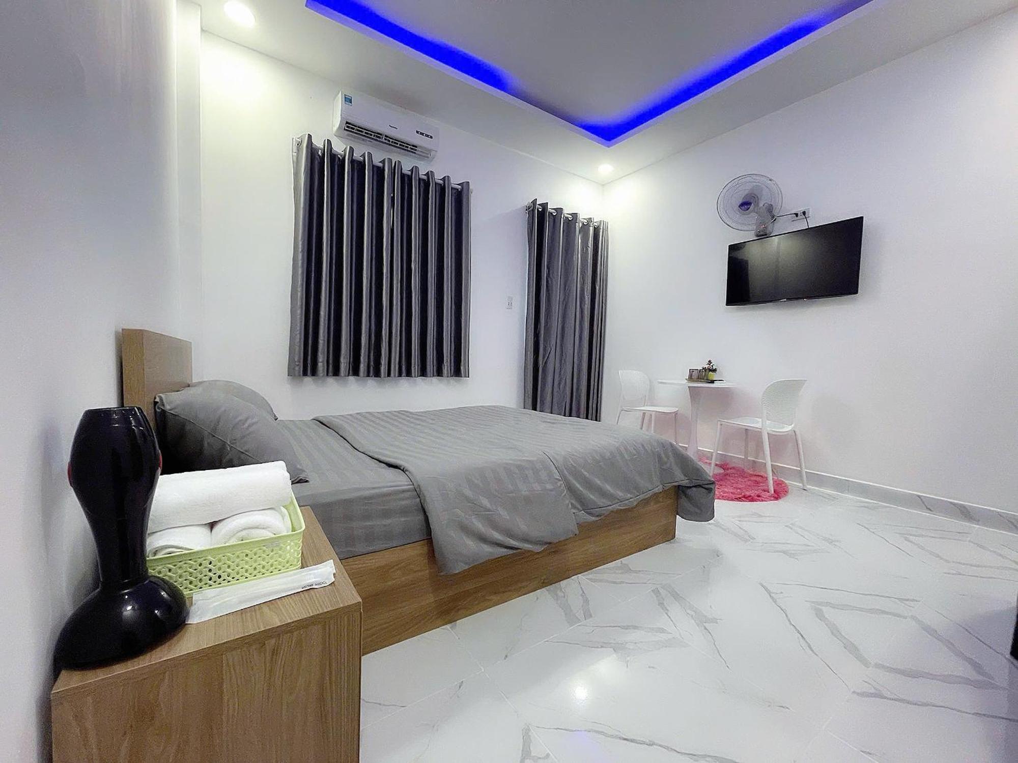 1br Near Bui Vien Balcony & Washer 25 Ho Chi Minh City