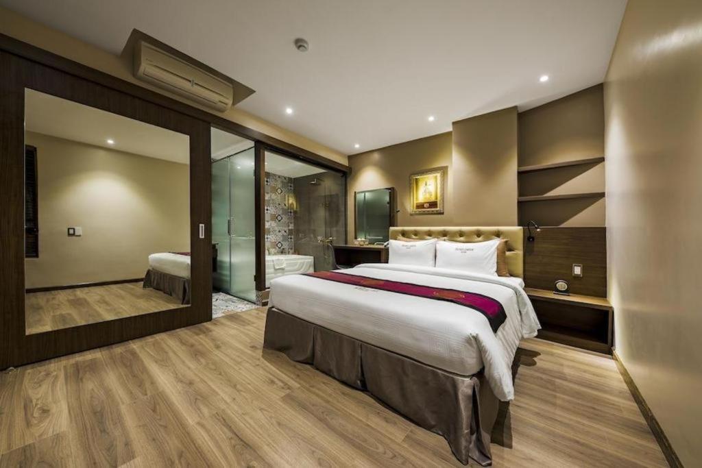 Hotel Sunflower Cbq