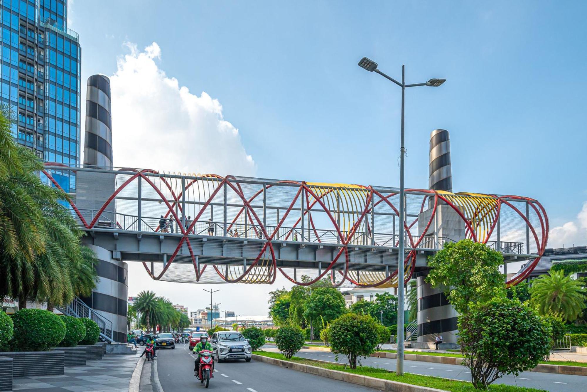 Luxury Vinhomes Park - Thamin *