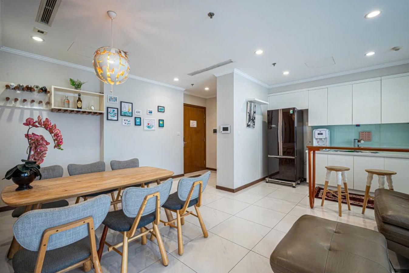 Luxury Vinhomes Park - Thamin Ho Chi Minh City