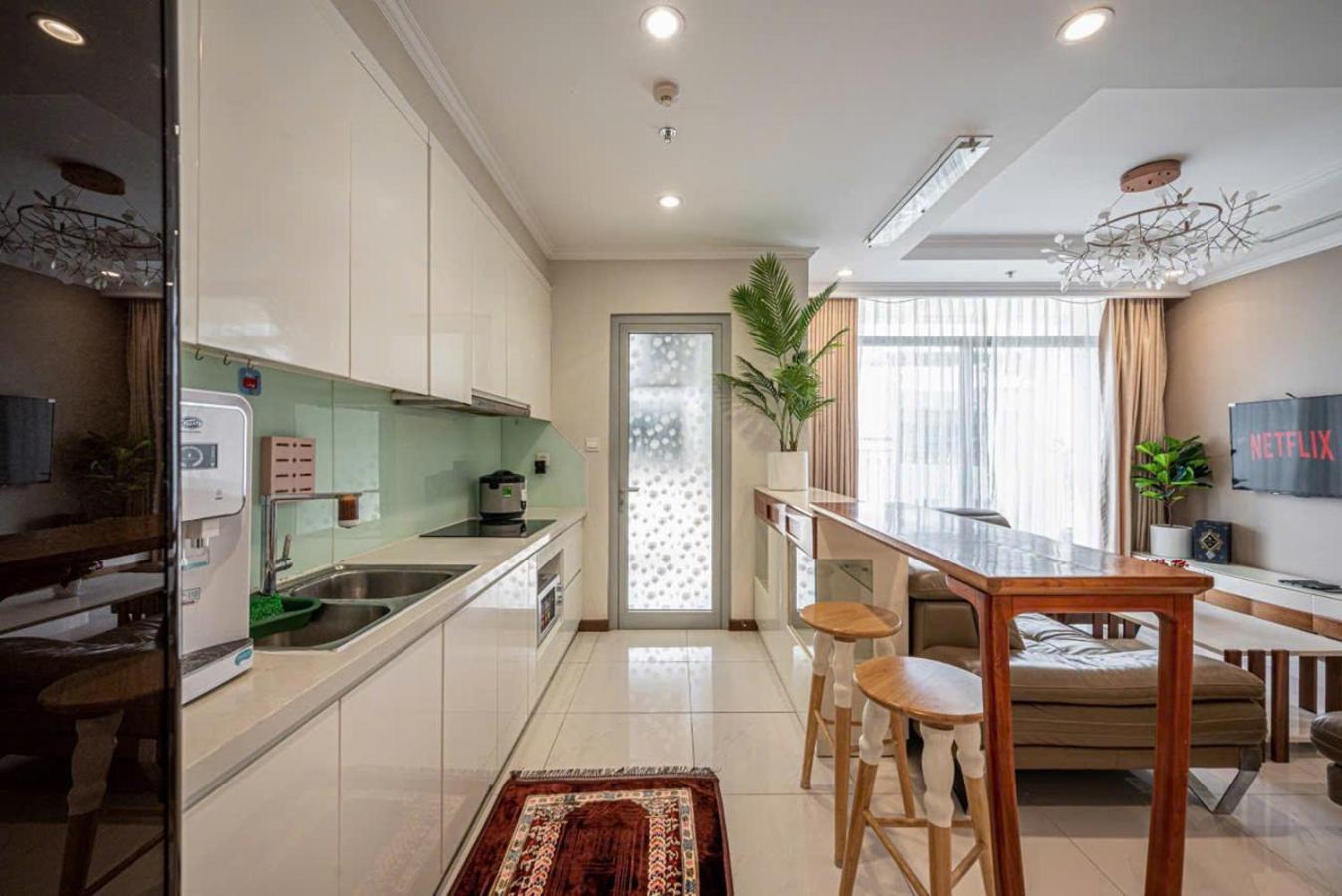 Luxury Vinhomes Park - Thamin Apartment Ho Chi Minh City