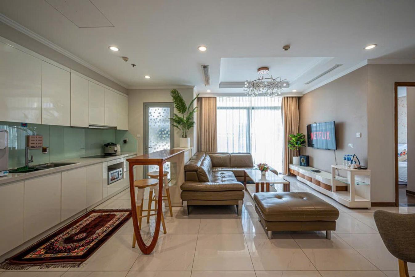 Luxury Vinhomes Park - Thamin *