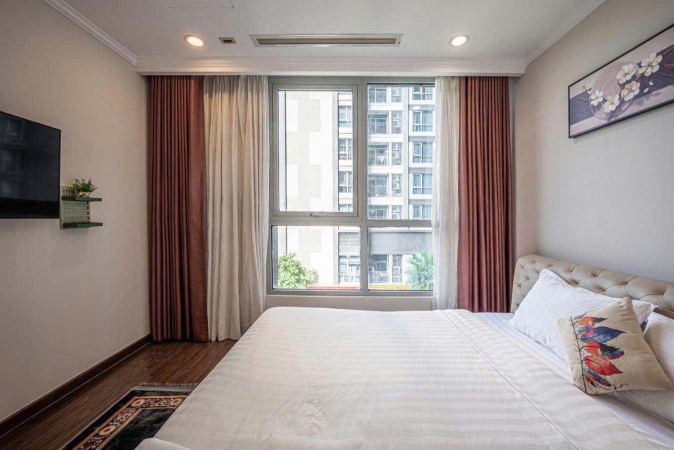 Luxury Vinhomes Park - Thamin