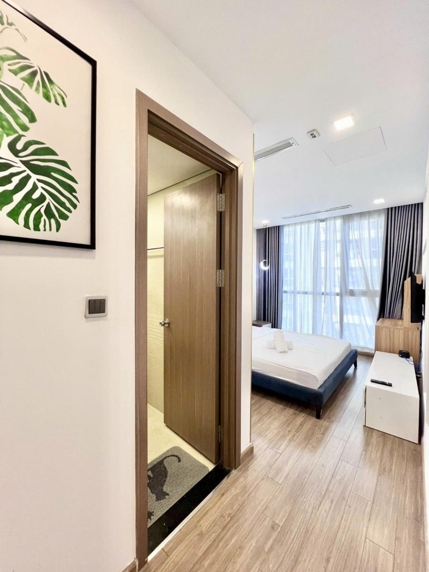 Luxury Vinhomes Park - Thamin *