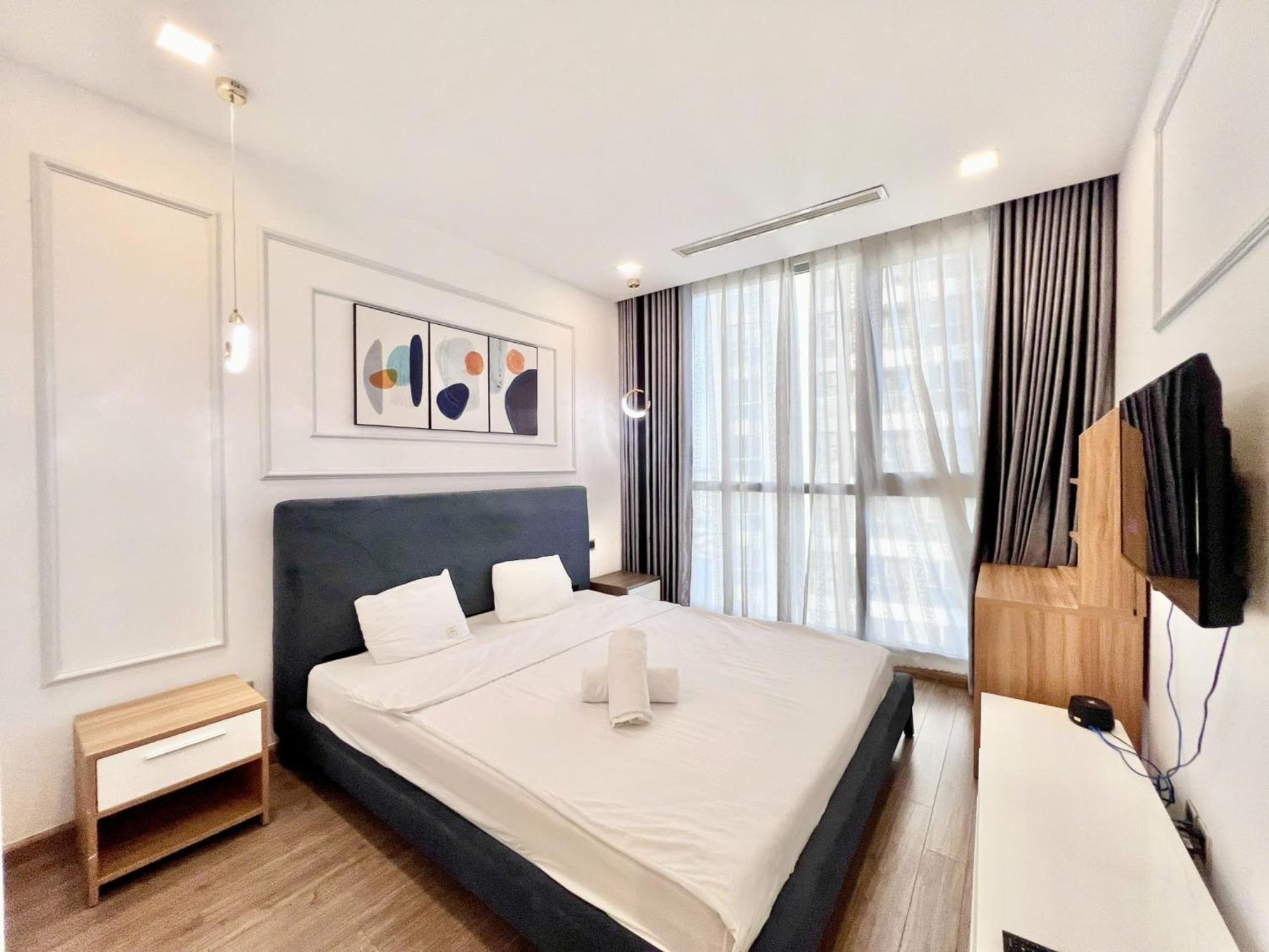 Luxury Vinhomes Park - Thamin