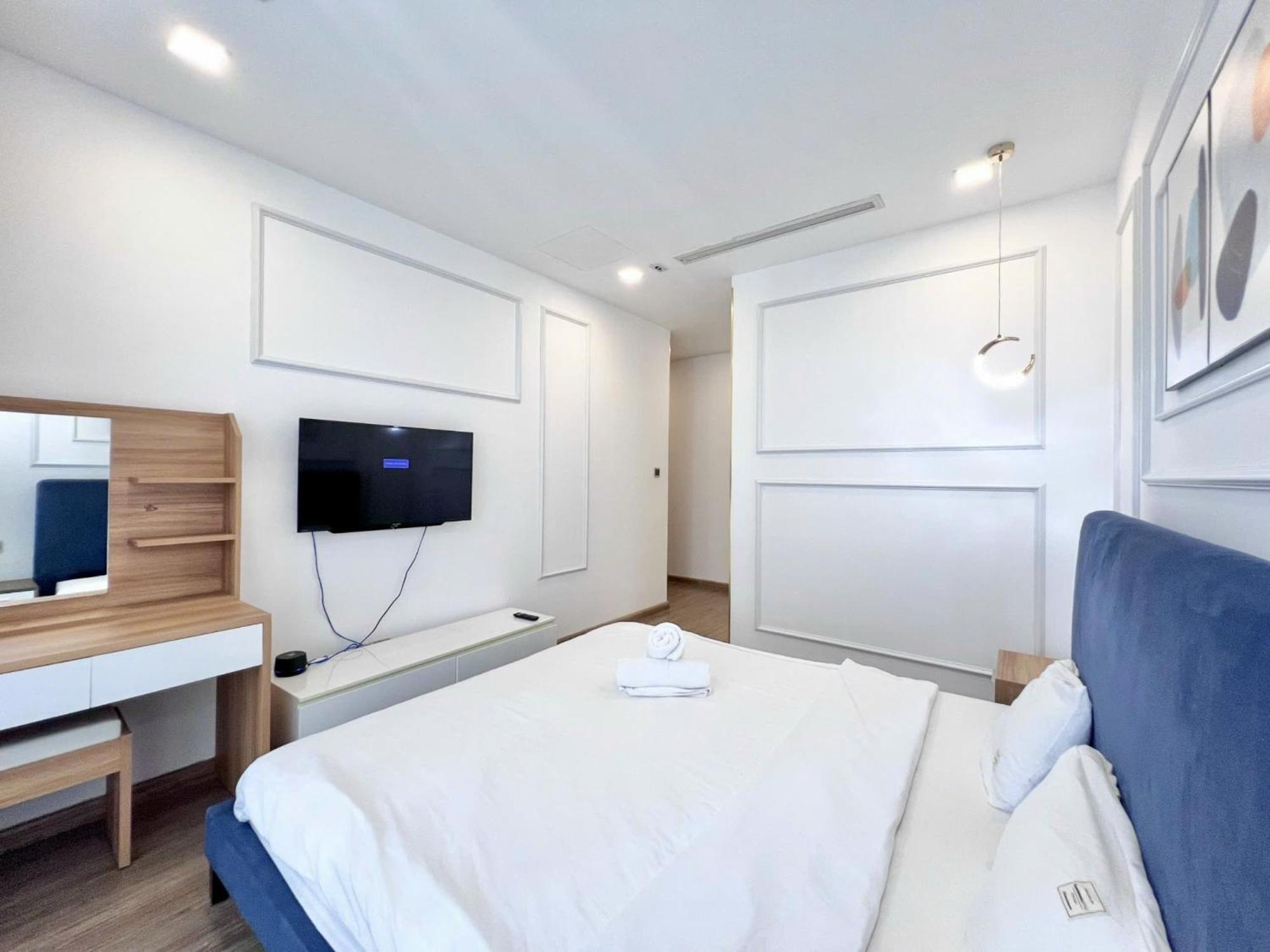 Apartment Luxury Vinhomes Park - Thamin Ho Chi Minh City