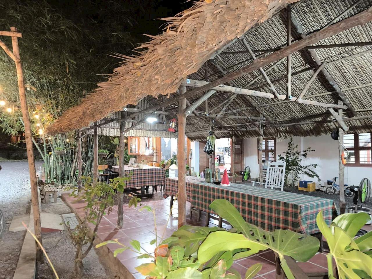 Apartment Nguyen Me Khang 2