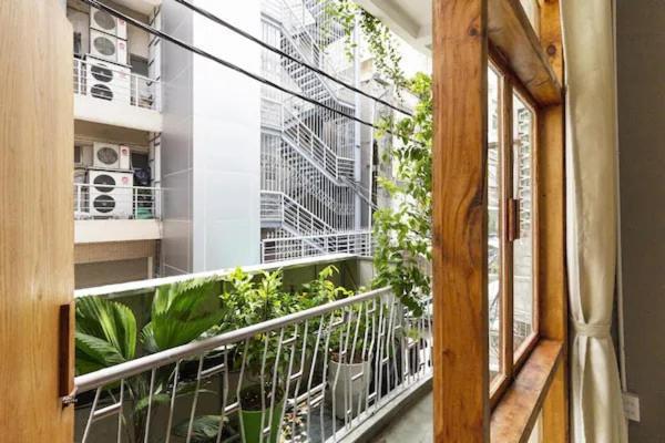 The Velis Saigon - 66m2 Authentic Local Cozy Apartment