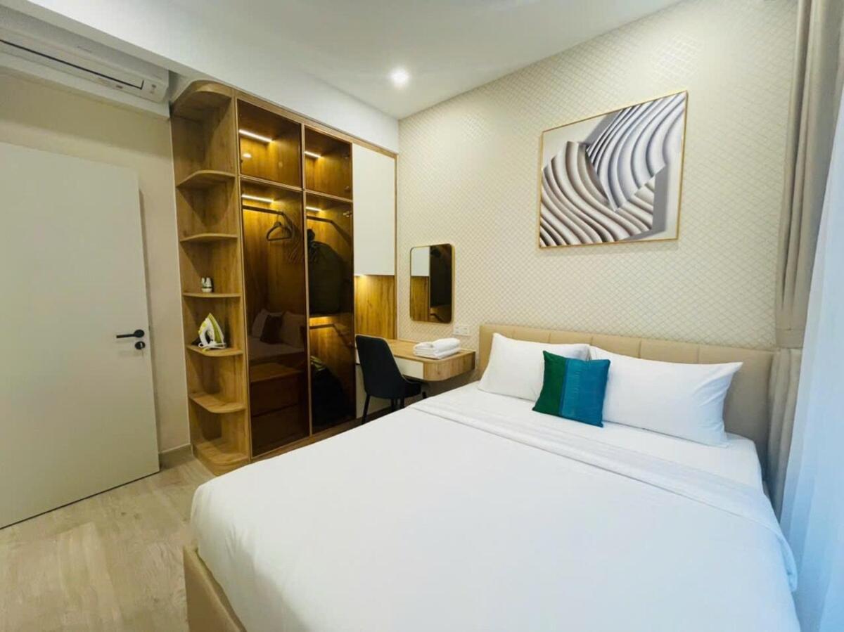 Luxury At Cardinal Court Apartment *