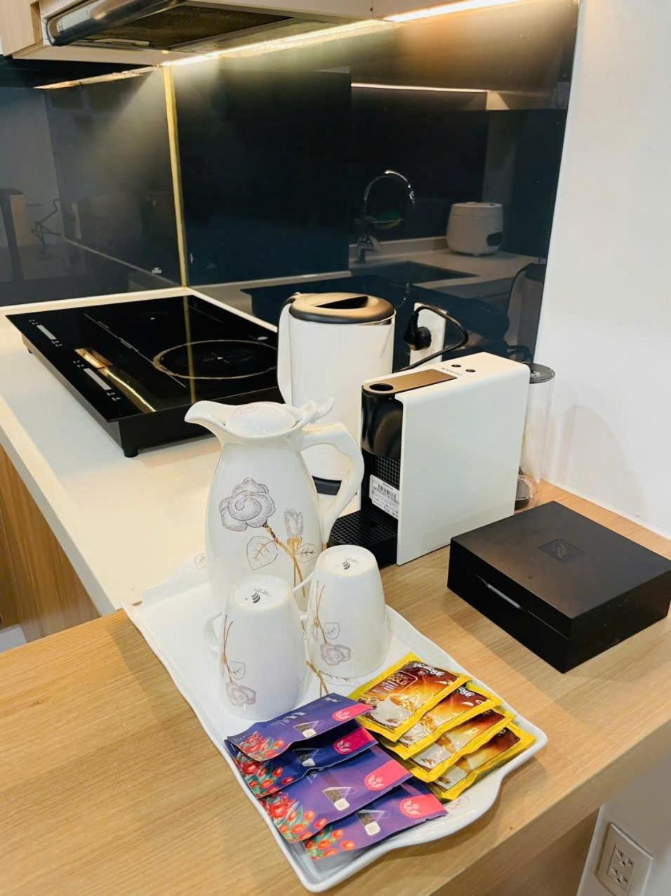 Apartment 1br Republic Plaza, 5 Min From Tan Son Nhat Airport *
