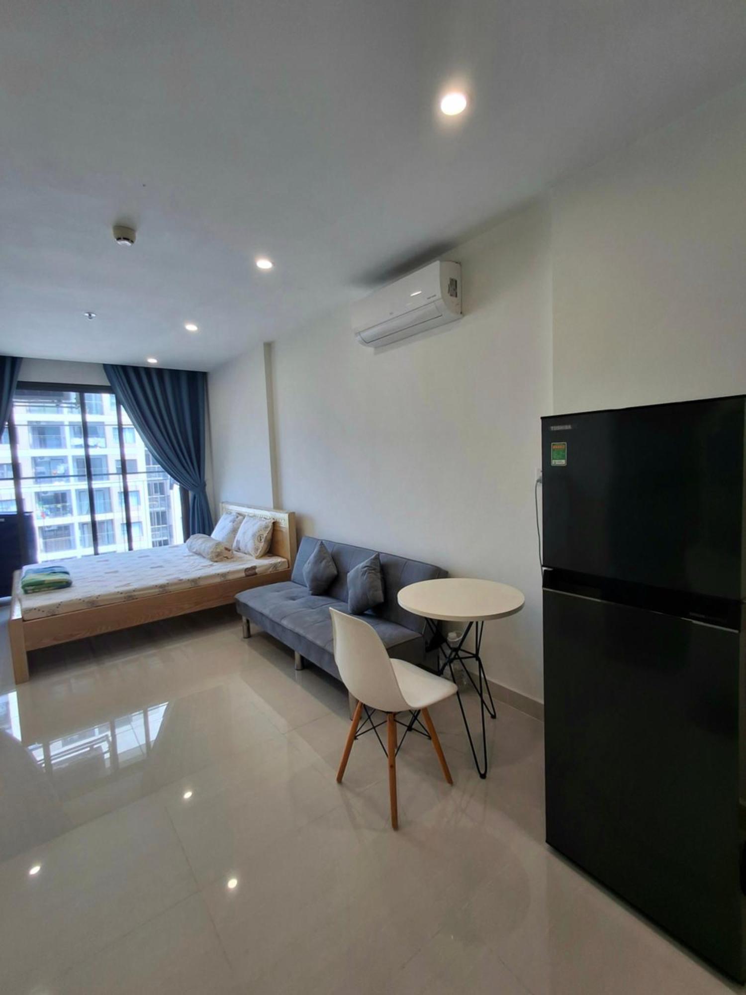 Khu Do Thi Vinhomes Grand Park Tp Thu Duc Tp Hcm Apartment