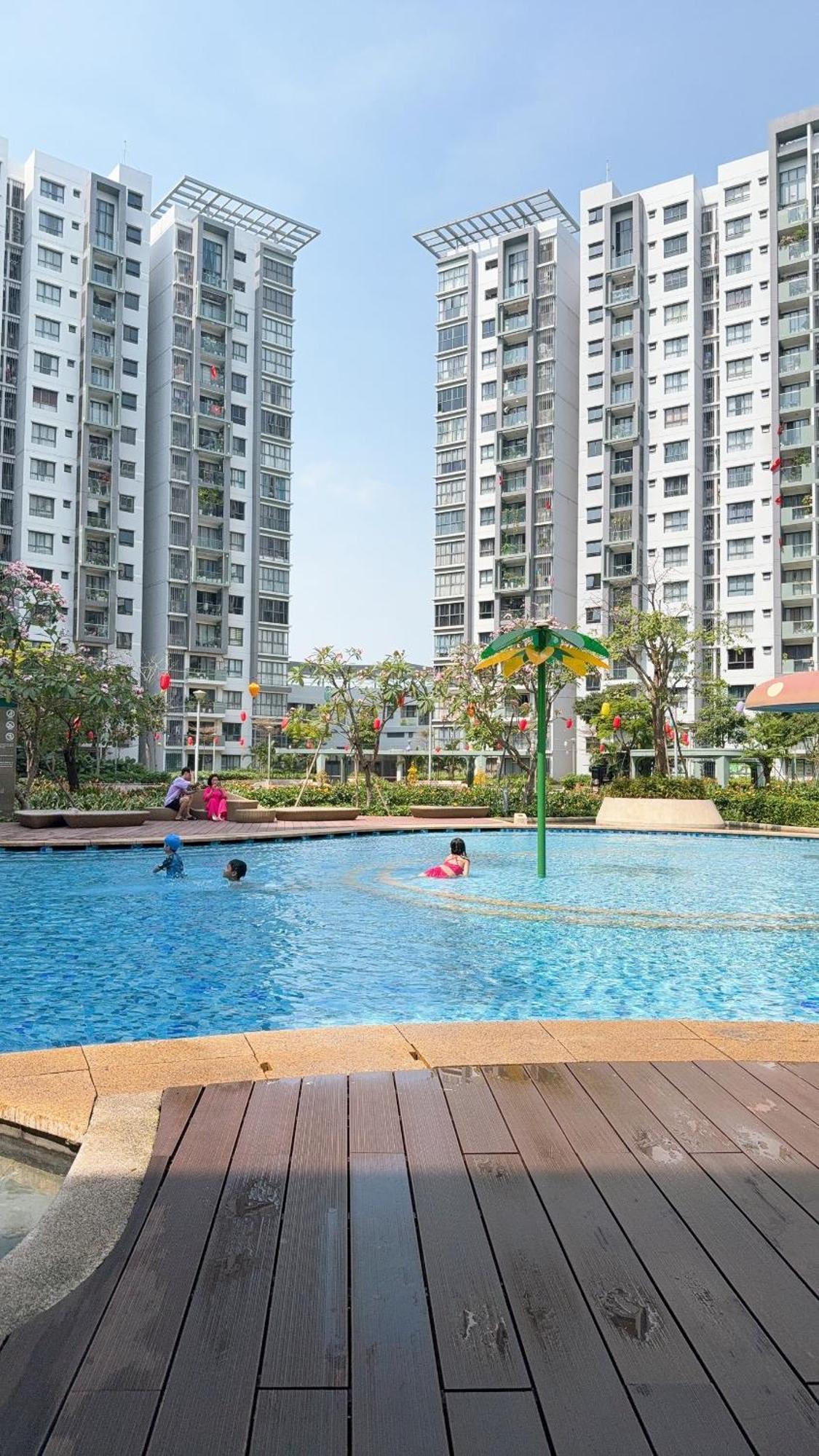 Ho Cao Cap Emerald Celadon Aeon Mall Tan Phu