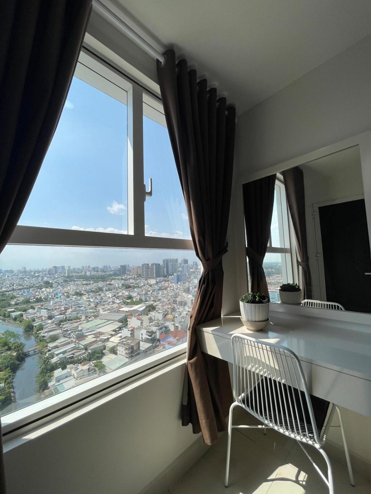 F22 1br Sunrise Cityview Tang Caopool Gym Ho Chi Minh City