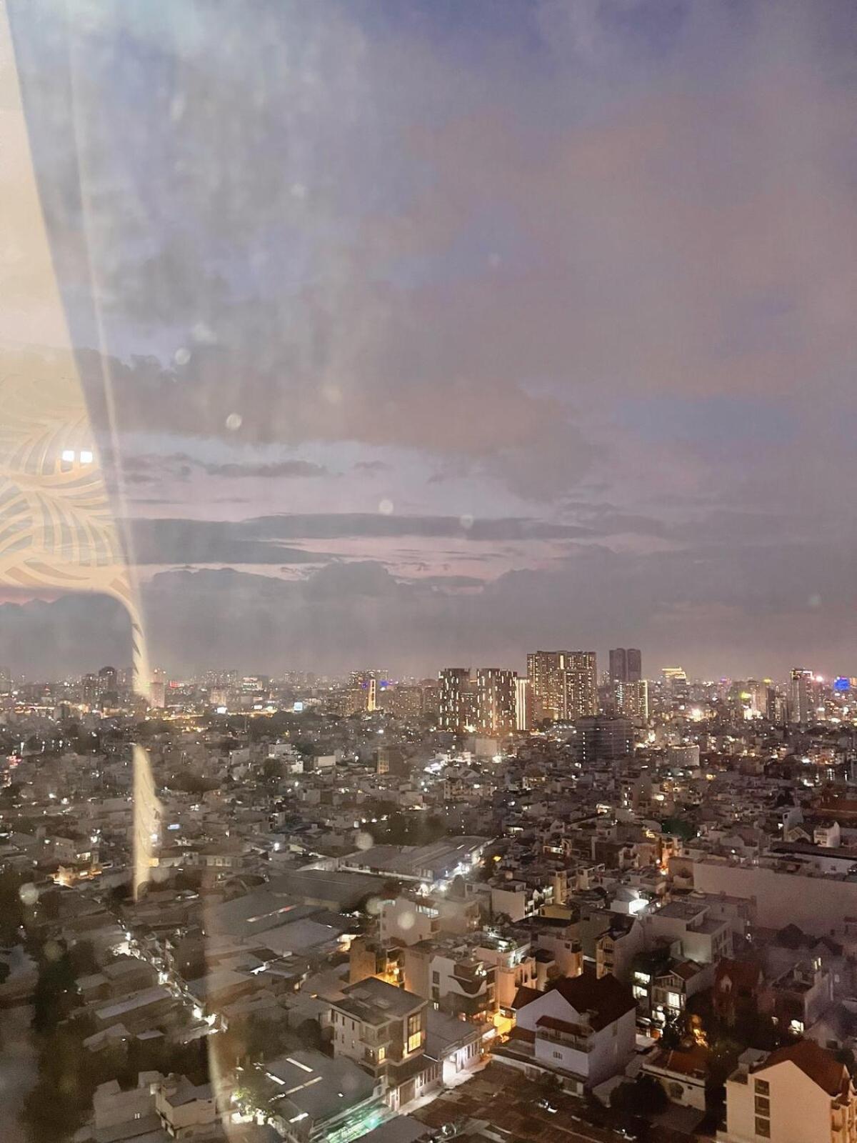 F22 1br Sunrise Cityview Tang Caopool Gym
