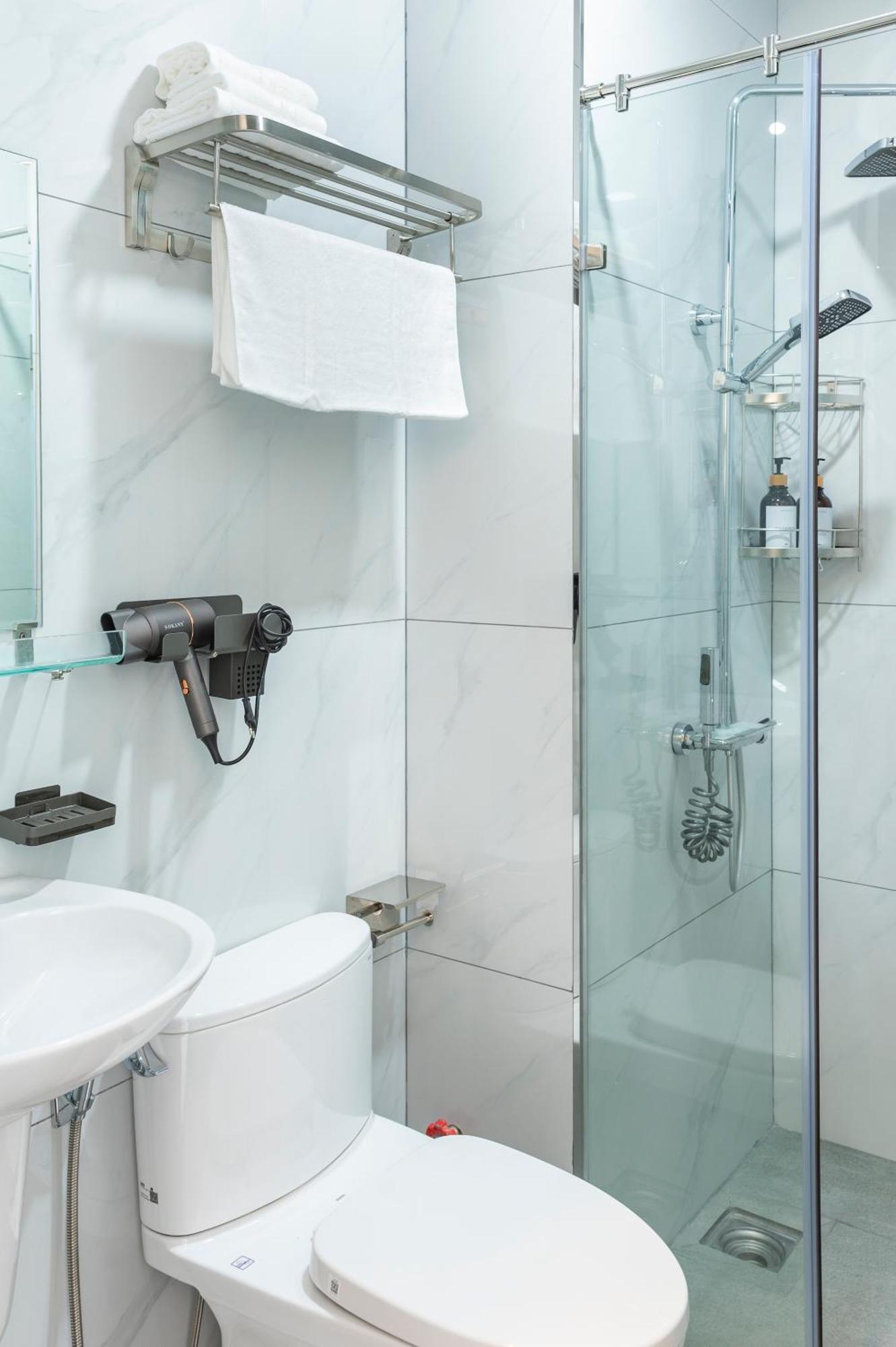 Brand New 1br Private, Sleek & Cozy Spot *
