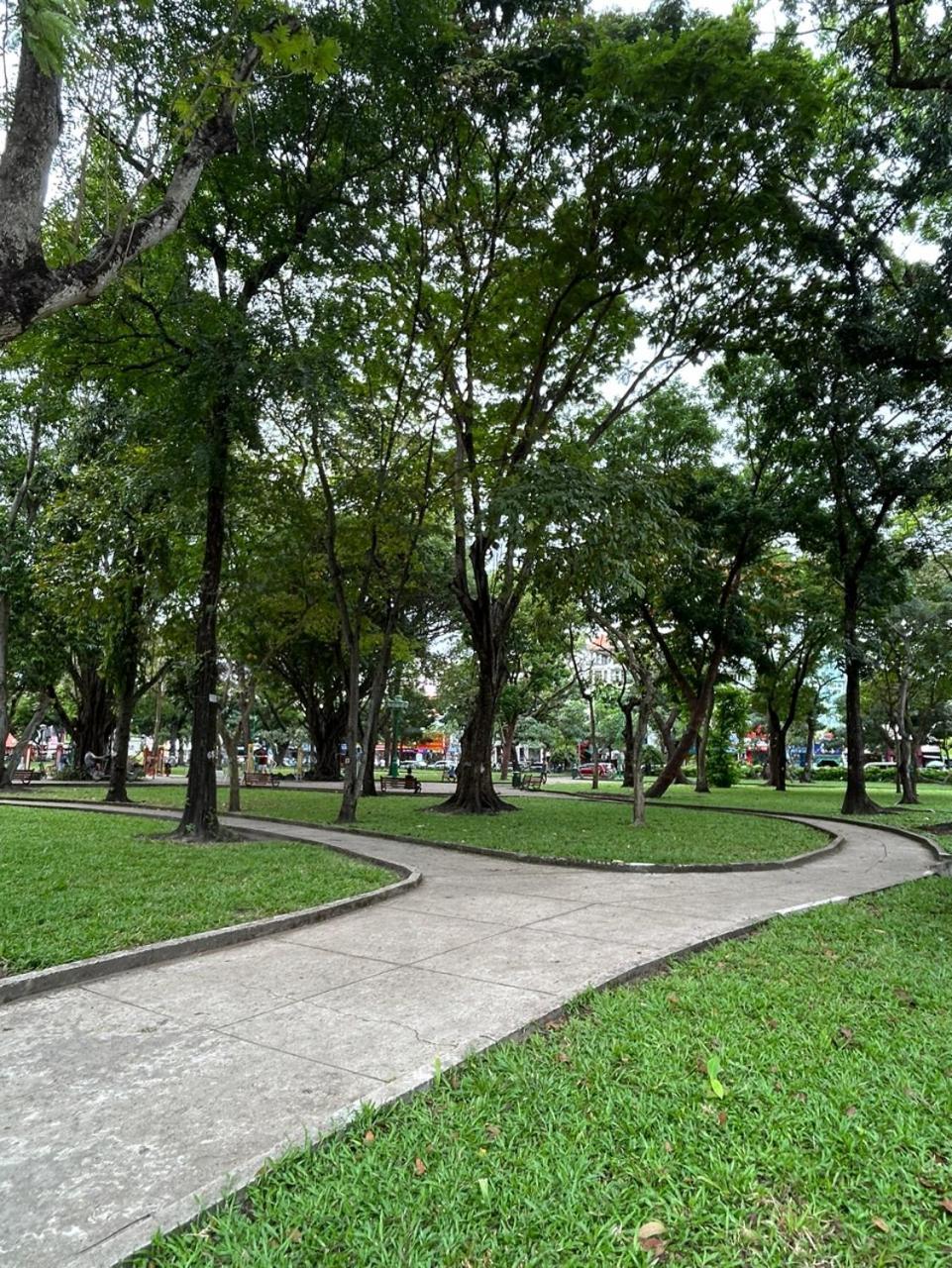 Brand New 1br Private, Sleek & Cozy Spot Apartment Ho Chi Minh City
