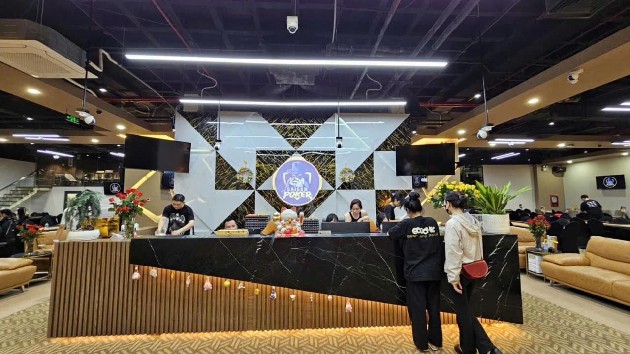 Nijo Kaya - Terra Royal Tower, Highclass, & Poker Table * TP. Hồ Chí Minh