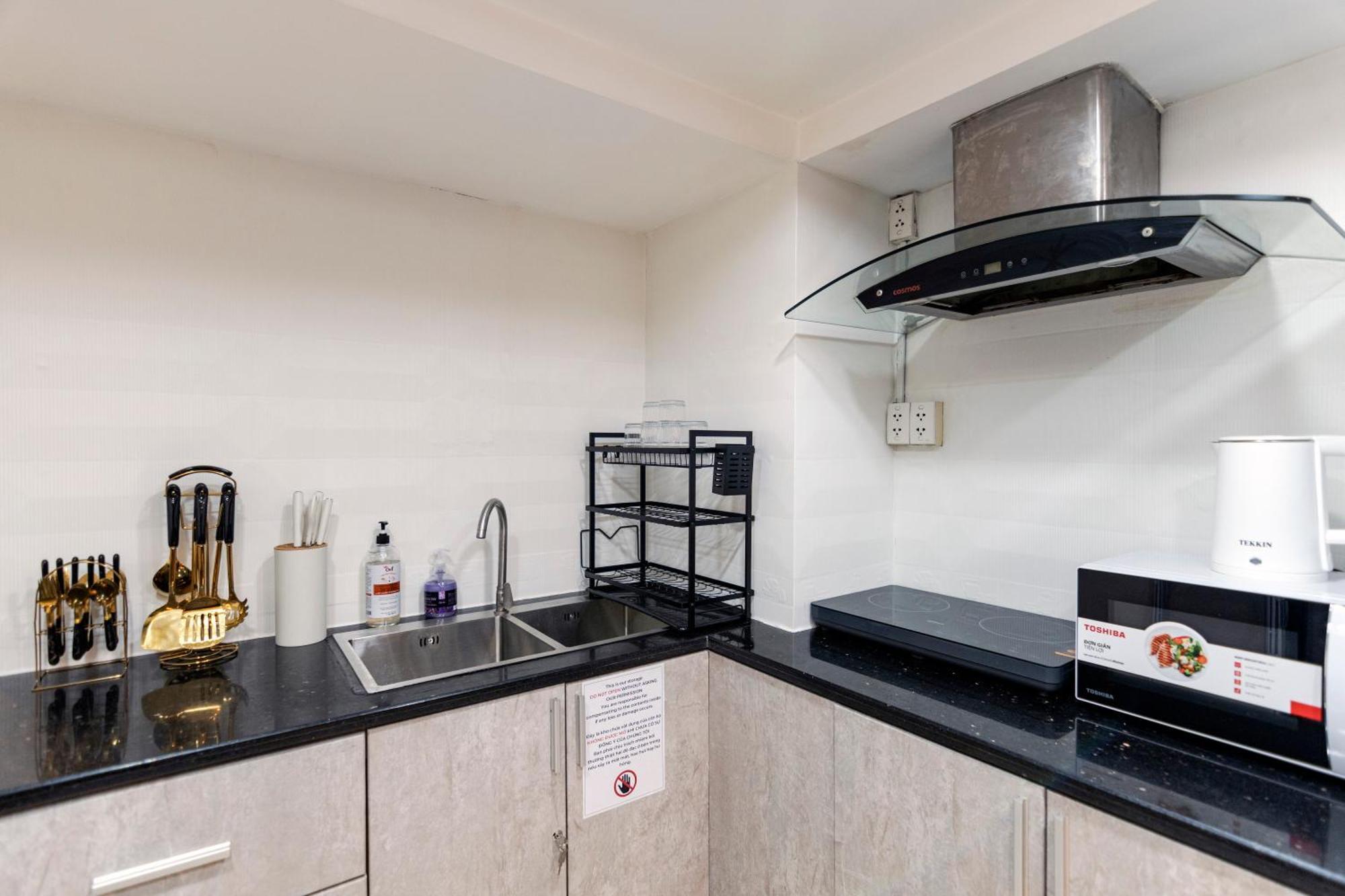 Holiday home Entire House With Full Amenities - Near Bui Vien Walking Street , District 1 *