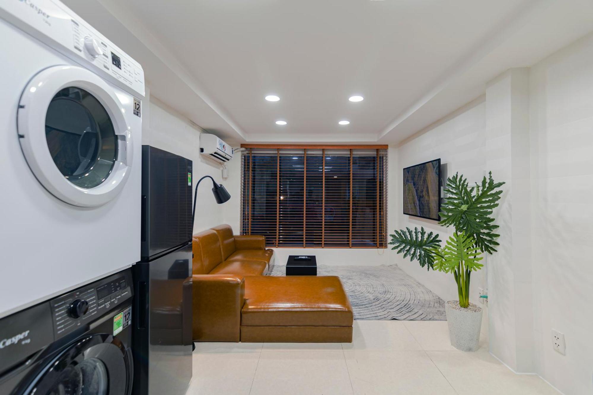 Entire House With Full Amenities - Near Bui Vien Walking Street , District 1 Holiday home Ho Chi Minh City