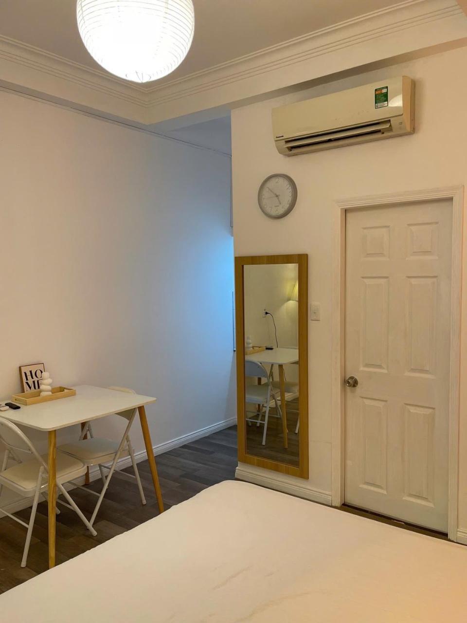Apartment Emi - Quan 1