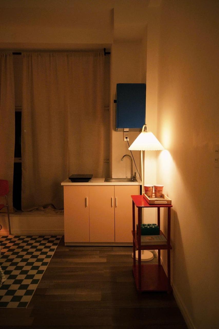 Emi - Quan 1 Apartment *
