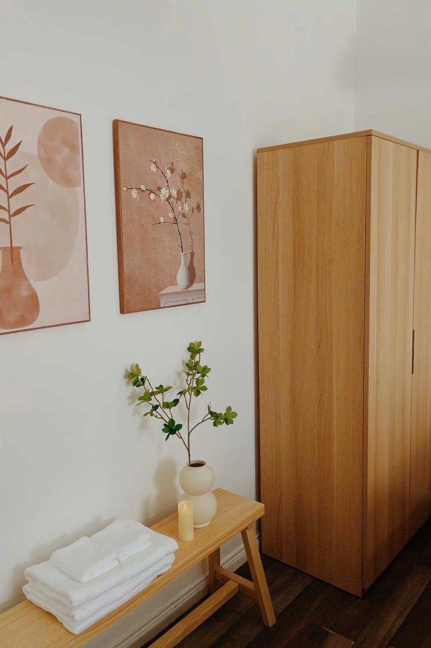 Emi - Quan 1 Apartment