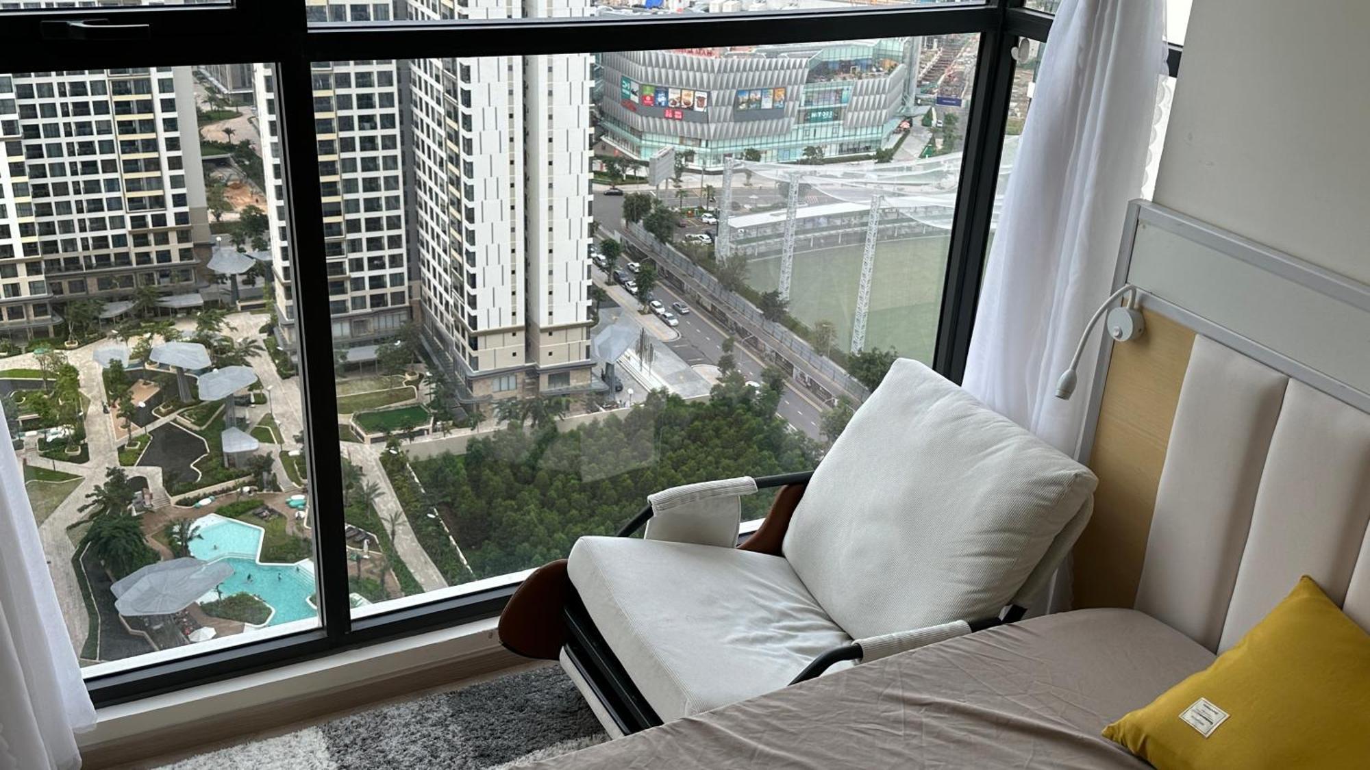 Vinhome Grandpark Tphcm Vietnam Masteri Centre Point Luxury With Adventure At Your Doorstep - Amusement Park & Poolside Comfort! Apartment Ho Chi Minh City