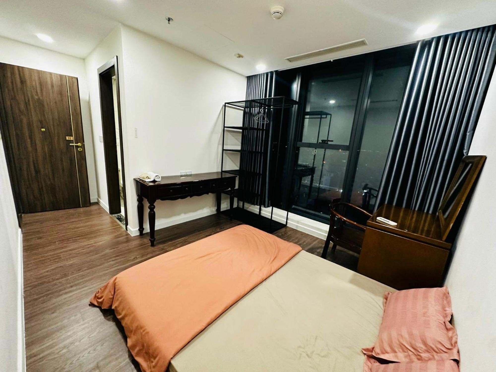 Dict Sunshine Sky Apartment
