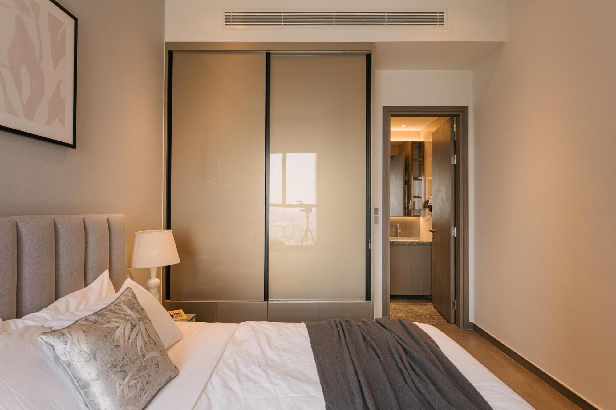 Marq District 1 Elite Apartel By Ssens Apartment