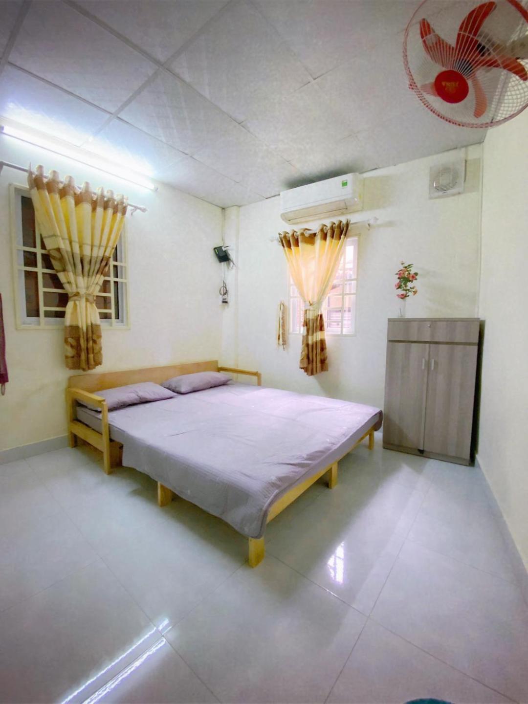 Lavie House *