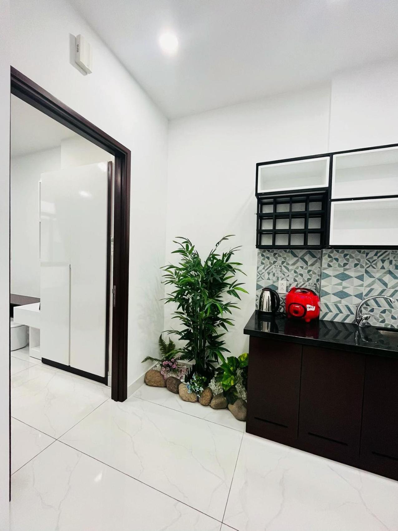Letuc02 Business Couple Family Travel Homestay