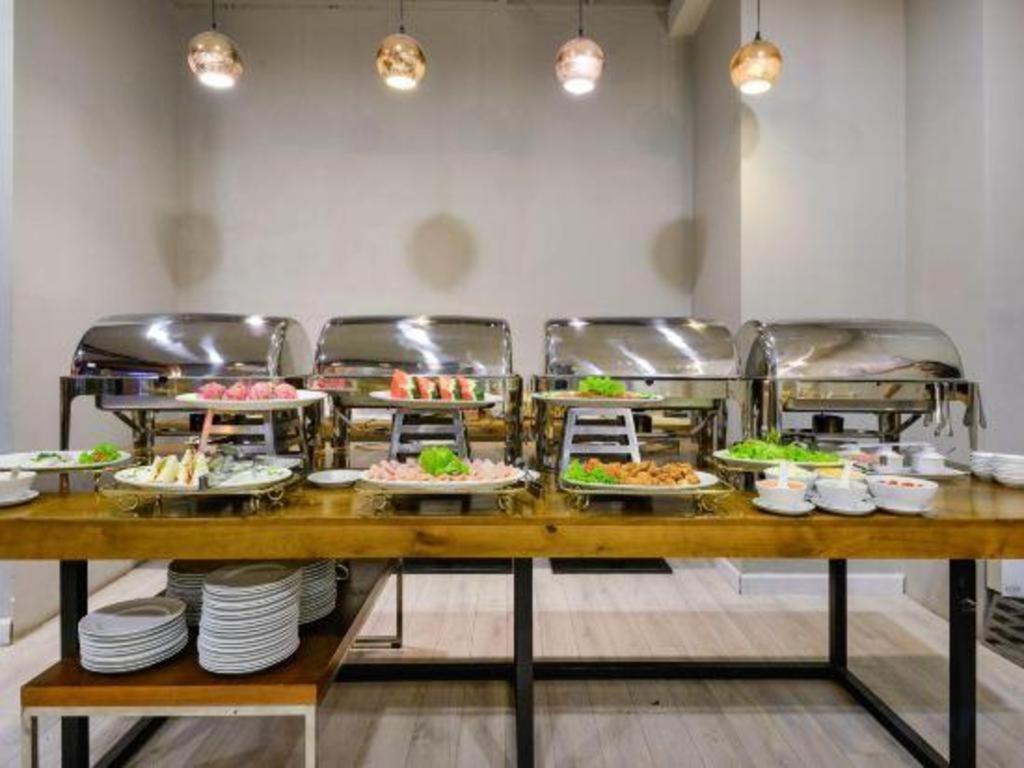 Khách sạn Boutique Bến Thành Aha 2*
