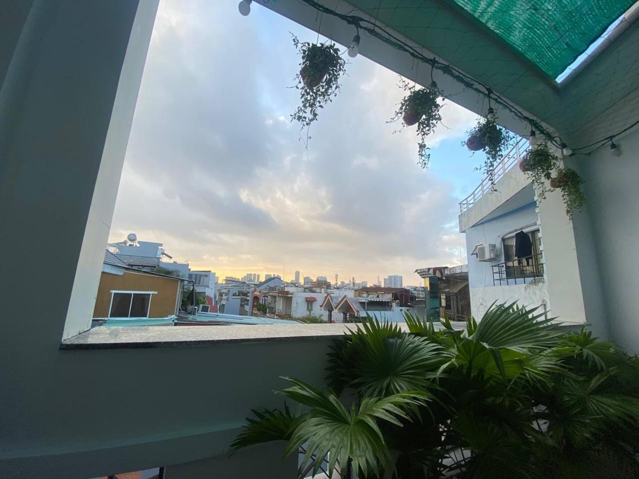 Ru Staycation Guest house *