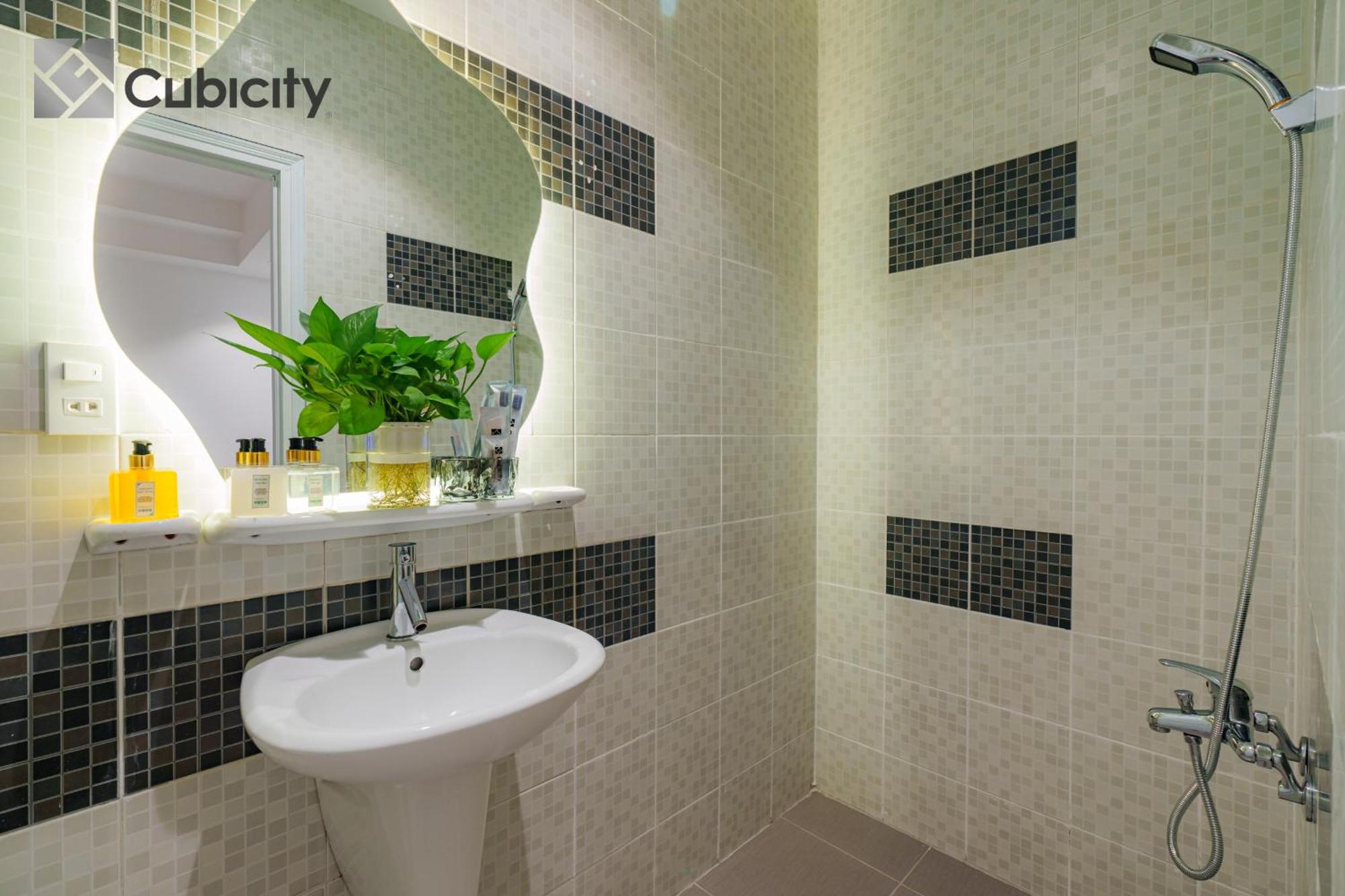Hotel Cubicity De Tham Ho Chi Minh City