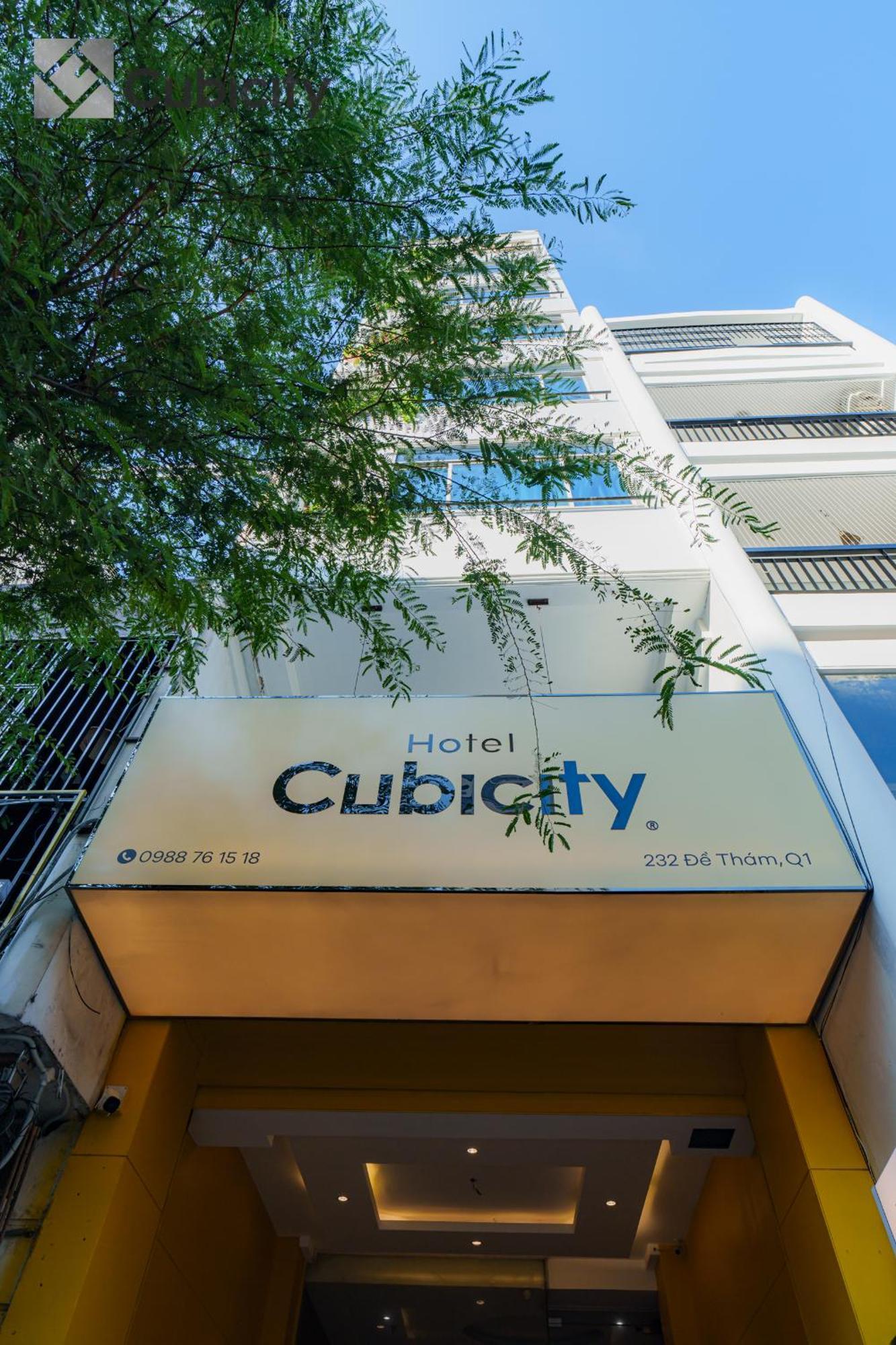 Hotel Cubicity De Tham