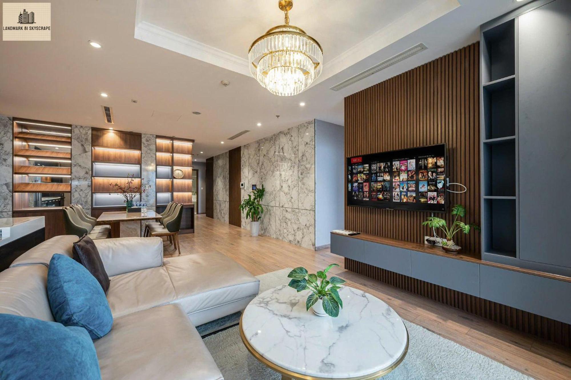 Landmark 81 Skyscrape Luxury Romantic * Ho Chi Minh City