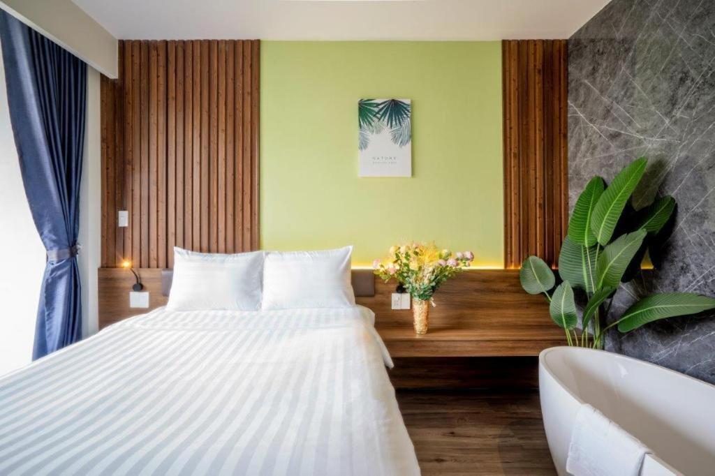Hotel La Phan Huy Ich 3*