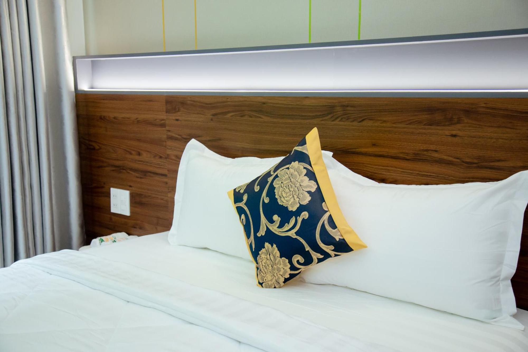 Hotel Khach San Thong Huong Ho Chi Minh City