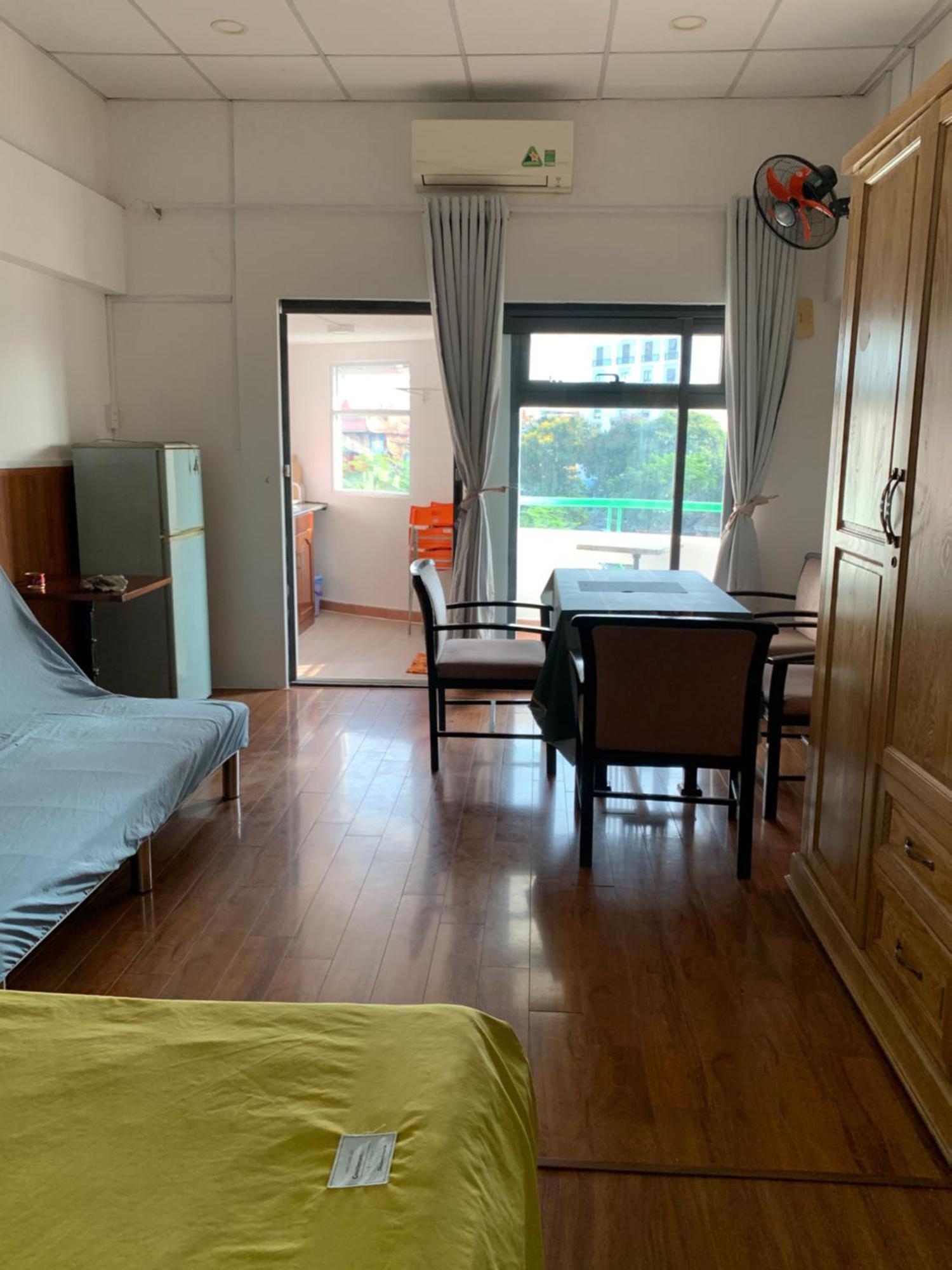 Riverhome Saigon Apartment *