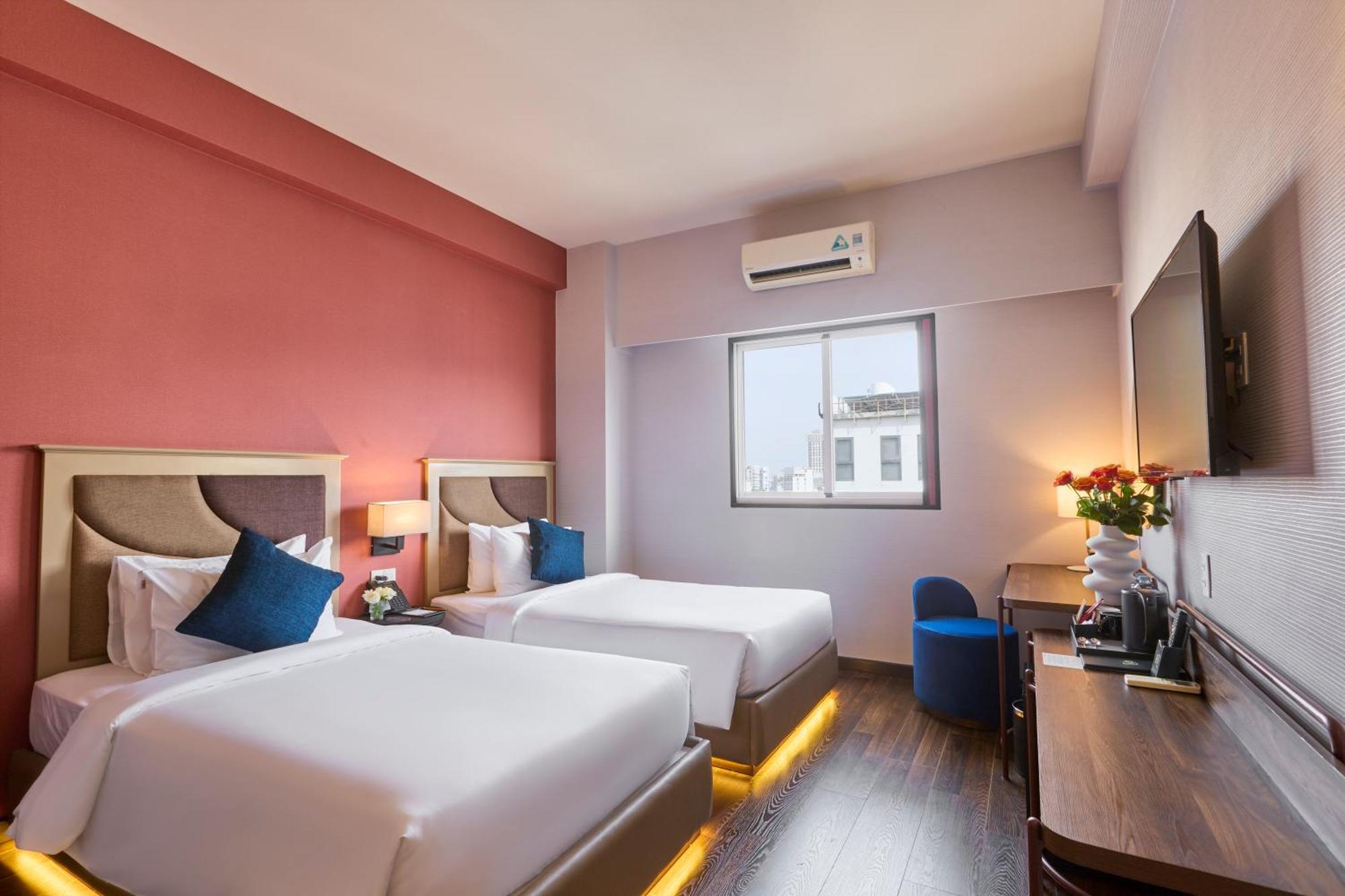 Kin Ly Tu Trong Hotel