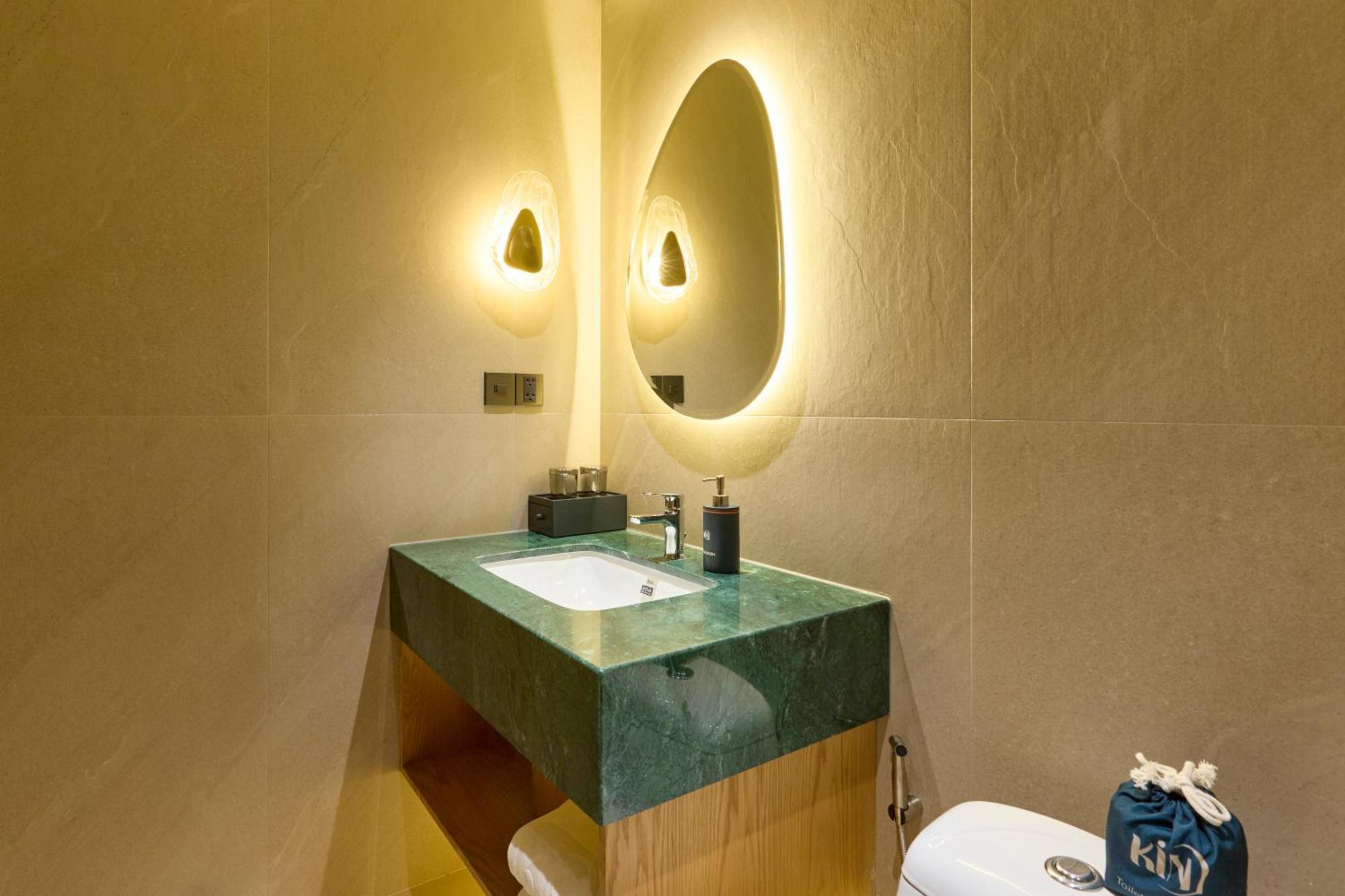 Hotel Kin Ly Tu Trong Ho Chi Minh City
